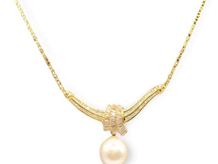 #TheSALE | Baguette Swirl Pearl Diamond Necklace 14kt Fashion