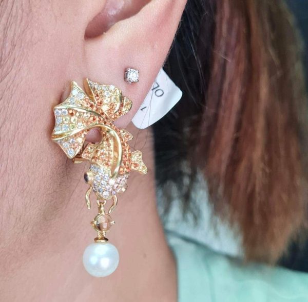 #TheSALE | Golden Koi Pearl Dangling Diamond Earring 18kt on Sale