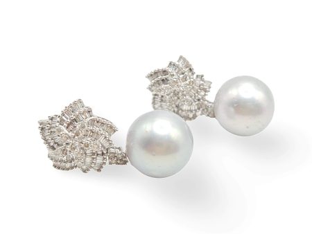 #TheSALE | Floral Baguette Pearl Diamond Earring 18kt Online now