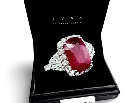 #LVNA2024 | Oval Natural Red Burmese Ruby Diamond Ring 18kt Hot on Sale