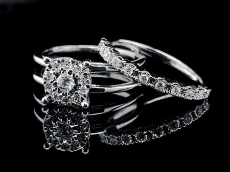 Round Half Twin Diamond Ring 14kt For Sale