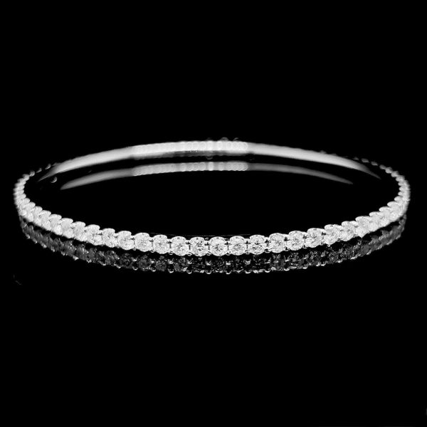 Round Paved Bangle Diamond Bracelet 18kt Fashion